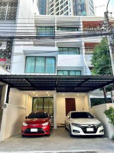 For SaleTownhouseSathorn, Narathiwat : 4-story townhome for sale, Soi Sathorn 21, near BTS Saphan Taksin, suitable for Home Office, AirBnb or living.
