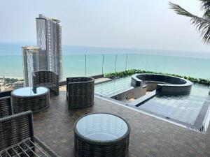 For RentCondoPattaya, Bangsaen, Chonburi : Condo for rent Riviera Ocean Drive