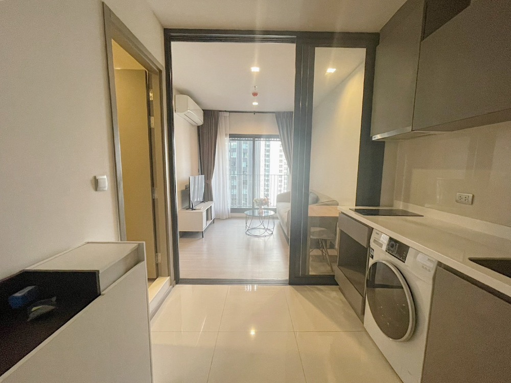 For RentCondoRama9, Petchburi, RCA : life asoke hype 1 bed minimal