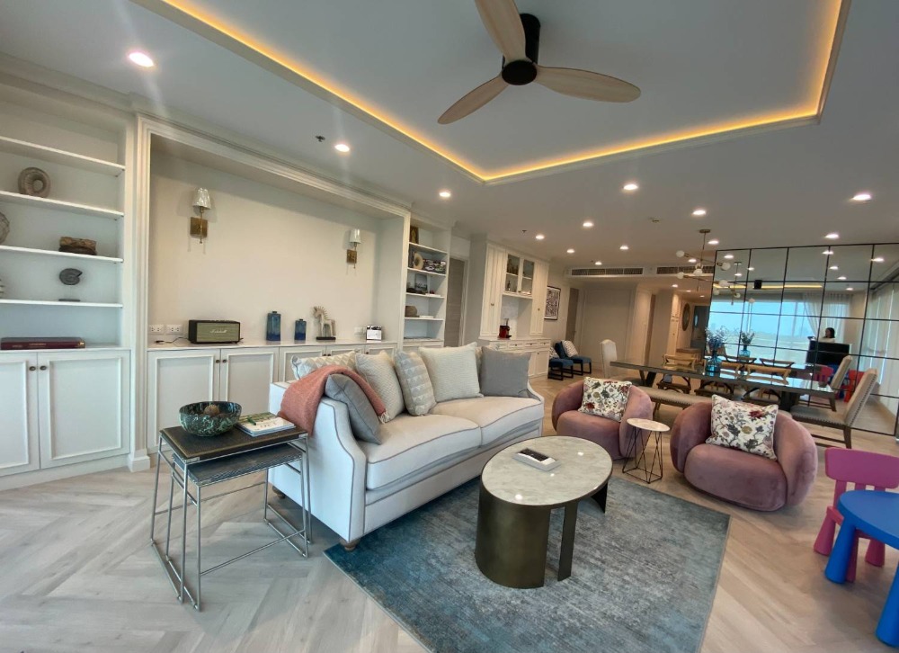 For RentCondoRama3 (Riverside),Satupadit : ❖ Nice Decoration ❖ 05+ Floor 283.00 sq.m. | 3 Beds Chao Phraya river view | Luxury style | Near Terminal 21 on Rama 3 7 mins.