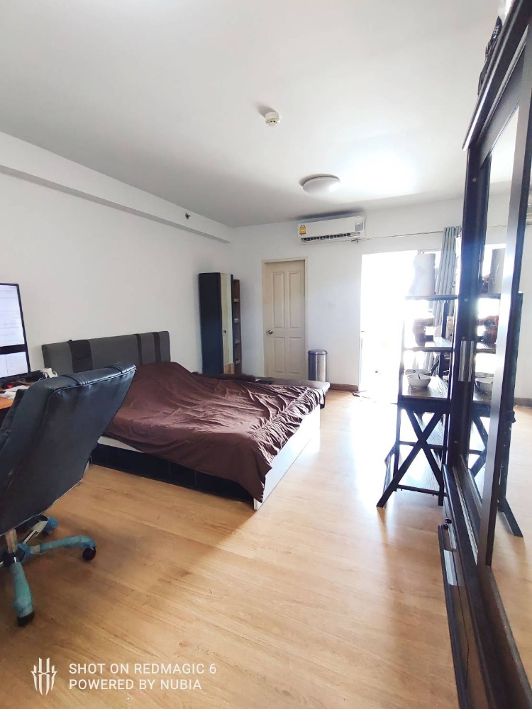 For SaleCondoRattanathibet, Sanambinna : (Code S3947) Condo for sale, Supalai Park Khaerai - Ngamwongwan, price 1.49 million baht, near MRT Nonthaburi Government Center, Big C, Esplanade, Lotus, Central, The Mall, convenient travel, near shopping areas.