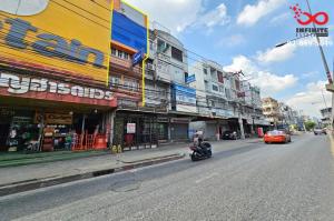 For SaleShophouseYothinpattana,CDC : Commercial building for sale, 4.5 floors, 20 square meters, Ramintra Road, Soi Ramintra 46/1, next to the Pink Line MRT.