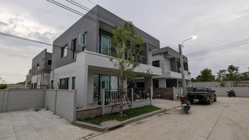 For SaleHouseBangna, Bearing, Lasalle : The Centro Bangna 4 Bedroom 55 sqw