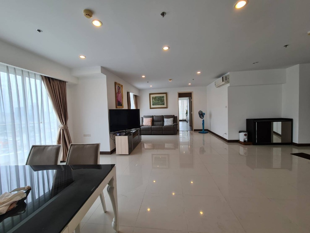 For SaleCondoRama3 (Riverside),Satupadit : FOR Sell 2 Bed, beautiful furniture, many rooms to choose from, Supalai Prima Riva, riverside condo.