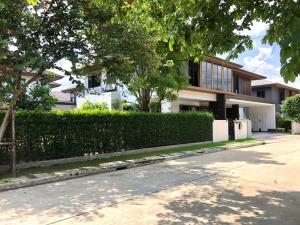 For SaleHousePattanakan, Srinakarin : K-5336 Urgent sale and rent! Burasiri Phatthanakan, beautiful house, Modern Luxury style, potential location, connected to city life, near Sukhumvit, Thonglor, Ekamai.