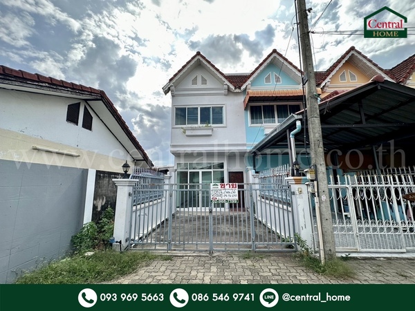 For SaleTownhousePattaya, Bangsaen, Chonburi : Townhouse, Soi Sukhumvit Pattaya 33, corner house, ready to move in.