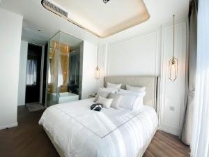 For RentCondoWitthayu, Chidlom, Langsuan, Ploenchit : For rent28chidlom 1bedroom1bathrm 44sqm rent 50,000 per morainy 081 8895470