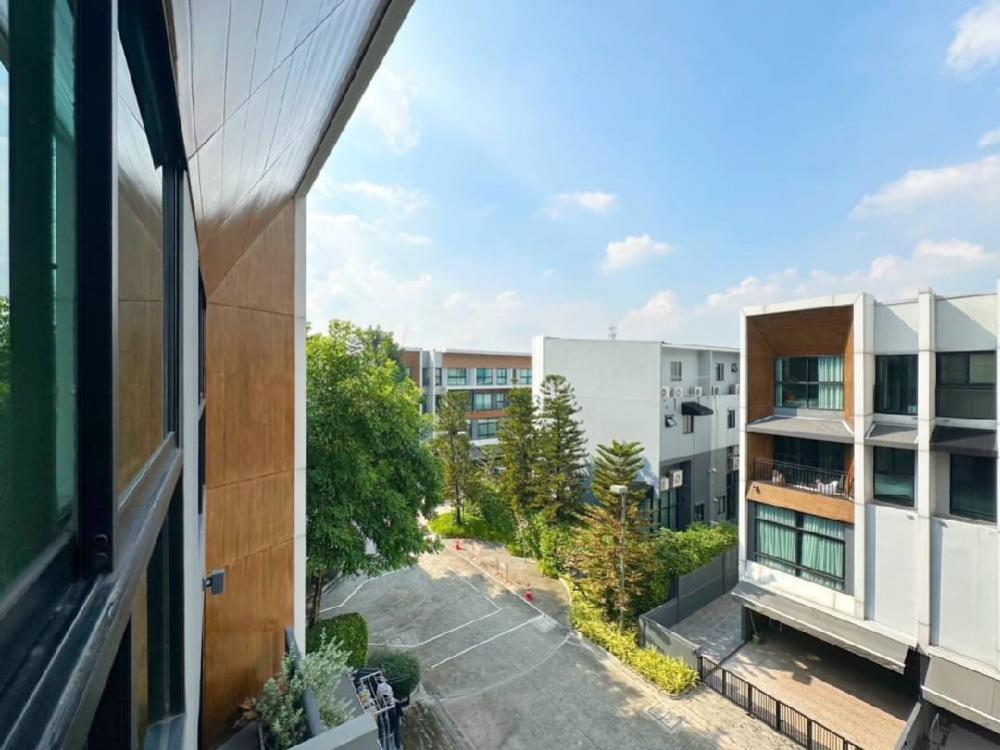 For SaleTownhouseChokchai 4, Ladprao 71, Ladprao 48, : 🔥For sale, modern luxury townhome, 3.5 floors, Arden Lat Phrao 71, good location, attractive price🔥