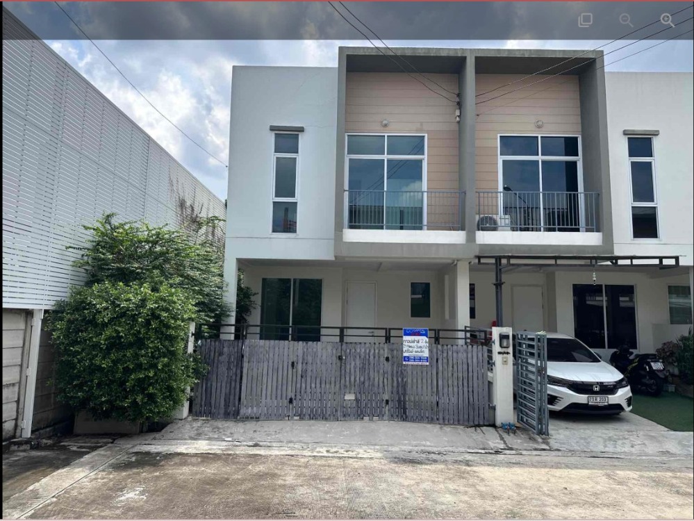 For SaleTownhouseVipawadee, Don Mueang, Lak Si : Townhouse for sale, Happy Ville, Don Mueang, Soi 10, corner house.