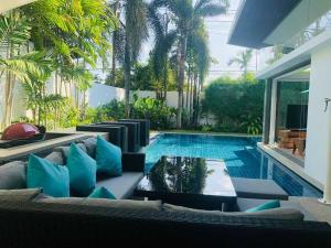 For SaleHousePhuket : L080429 Pool Villa for sale, 3 bedrooms, 3 bathrooms, Thalang, Phuket.