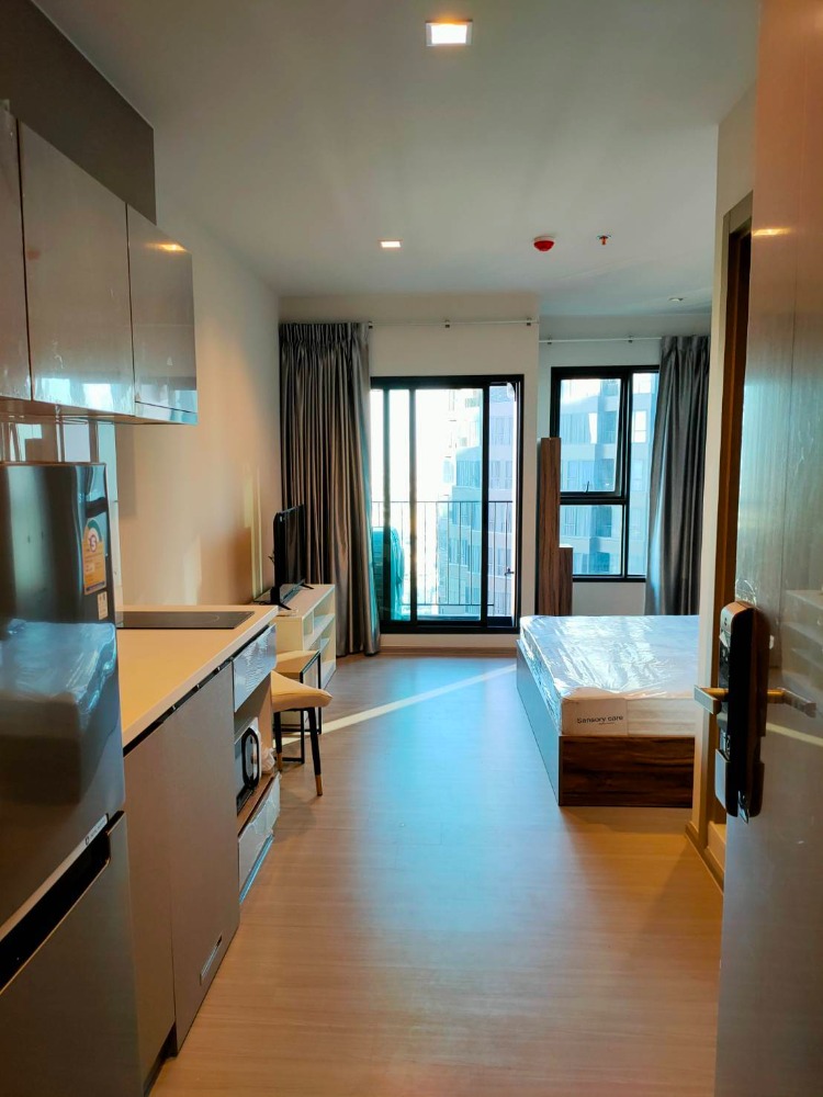 For RentCondoRama9, Petchburi, RCA : For rent! Life Asoke - Rama9 300m. from MRT Rama9 Studio 1 bathroom 26 sq m. 15,000 per month