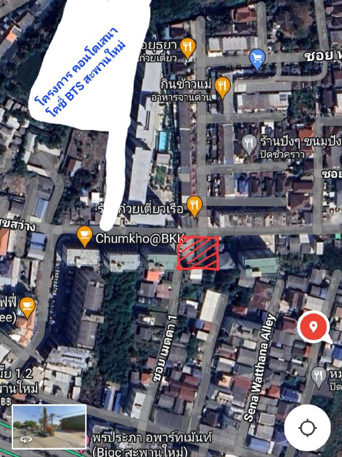 For RentLandVipawadee, Don Mueang, Lak Si : Land for rent  Suitable for use as a convenience store, convenient for washing, trading location, land in front of the entrance to the village, condo, apartment in the heart of the residential community, located at Soi Theparak 15, 206 sq m, good land siz