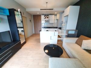 For RentCondoSukhumvit, Asoke, Thonglor : For rent: Noble Reveal (S15-14323)