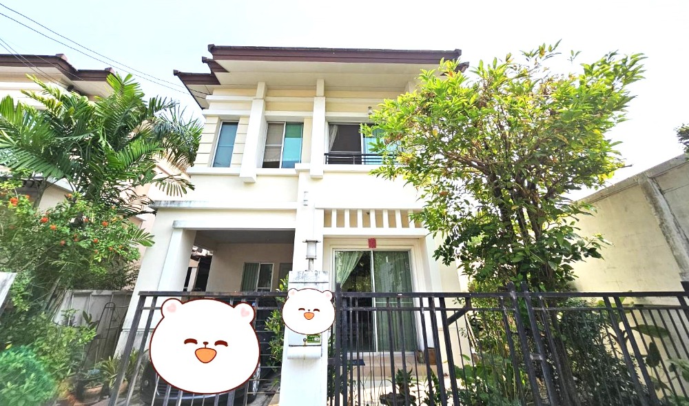 For SaleHouseSamut Prakan,Samrong : For sale, 2-story detached house, corner house, Centro Village, Sukhumvit 113, near BTS Bearing and Samrong stations, Kanchanaphisek Ring Expressway. Bangna-Trad Expressway Surrounded by shopping malls and complete utilities. Convenient travel in many way