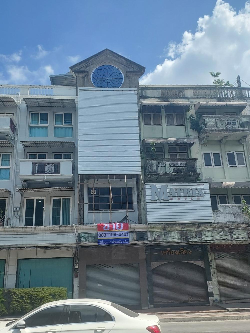 For SaleShophouseRatchadapisek, Huaikwang, Suttisan : 🔥⚡️Urgent sale, commercial building, 4-way intersection, Thian Ruam Mit Road⚡️🔥