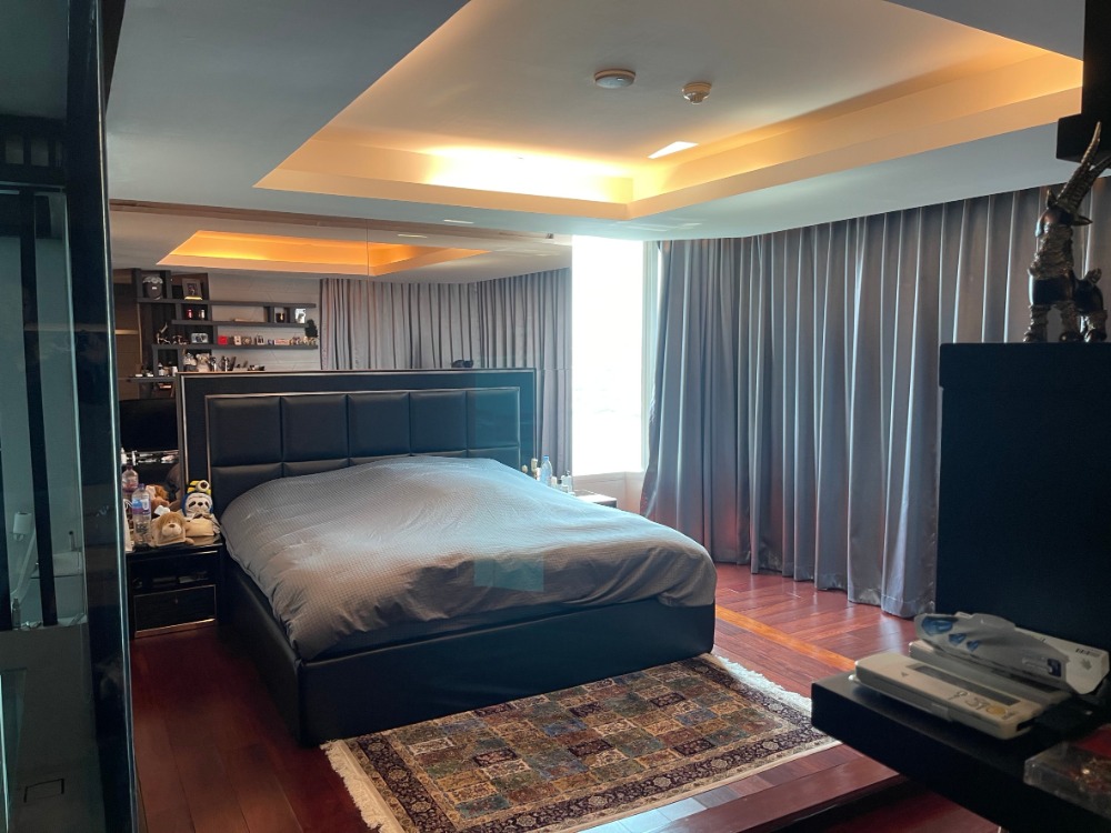 For SaleCondoWongwianyai, Charoennakor : 242sqm Riverview Elegant 3 beds condo for sale at Watermark