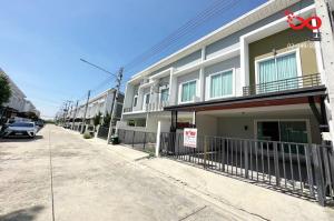 For SaleTownhousePathum Thani,Rangsit, Thammasat : 2-story townhome for sale, Modi Villa 2, Rangsit-Pathum Thani Road.