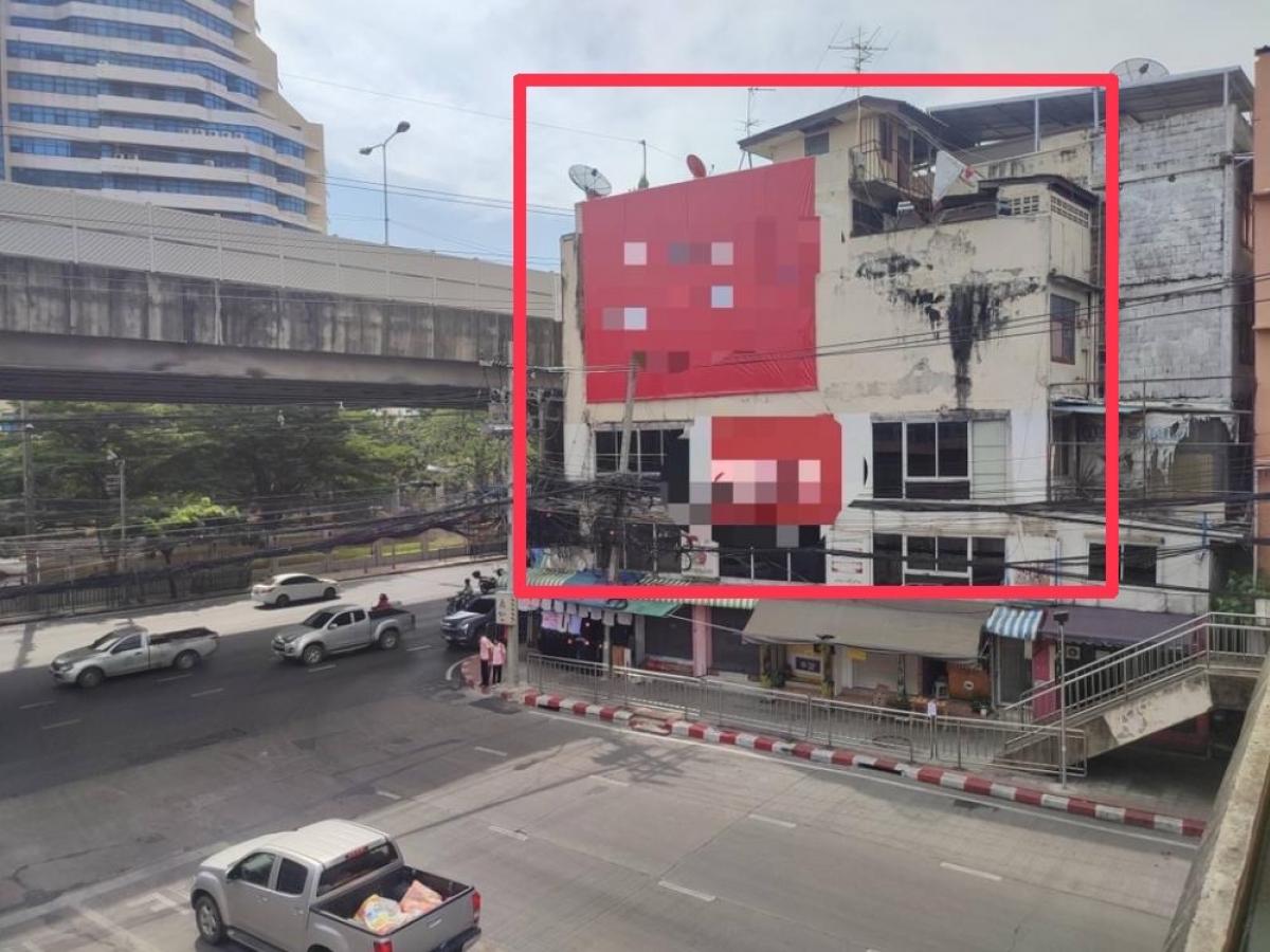 For RentShophouseRamkhamhaeng, Hua Mak : Commercial building for rent, 2nd-4th floors, next to the main road, Ramkhamhaeng.