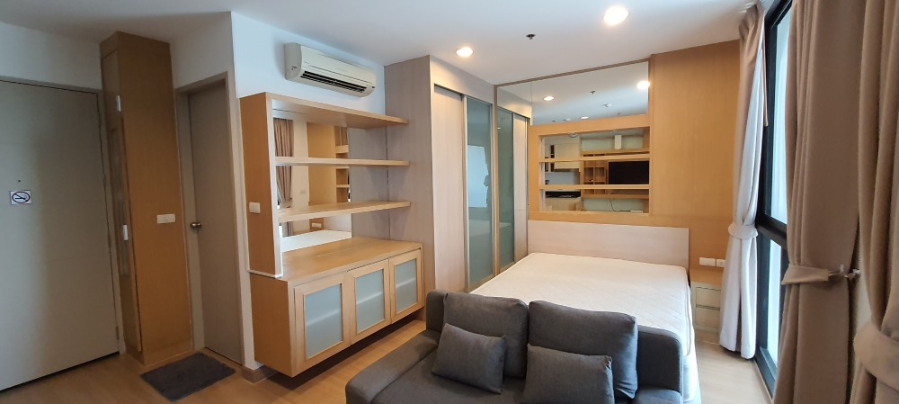 For SaleCondoRatchadapisek, Huaikwang, Suttisan : Condo for sale IDEO Ideo Ratchada-Huai Khwang 2.99 million baht. Owner sells it himself, no agents.