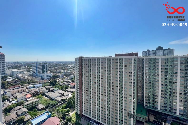 For SaleCondoPattanakan, Srinakarin : Condo for sale: Rich Park @ Triple Station, Srinakarin Road. Near Hua Mak train station