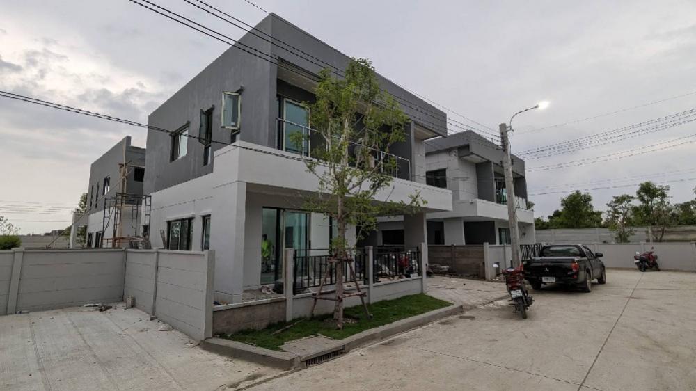 For SaleHouseBangna, Bearing, Lasalle : House for sale The Centro Bangna