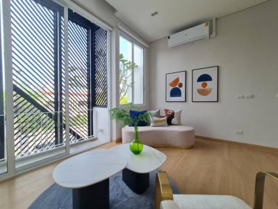 For SaleTownhouseOnnut, Udomsuk : Townhome for sale, Soi Sukhumvit 93, usable area 300 sq m., 25 sq w, 3 bedrooms, 3 bathrooms, near Bang Chak BTS station.