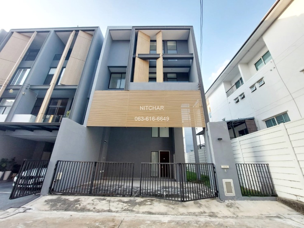 For SaleTownhouseRama5, Ratchapruek, Bangkruai : House for sale, 4 bedrooms, townhome, near Central West Ville Ai Ratchaphruek.