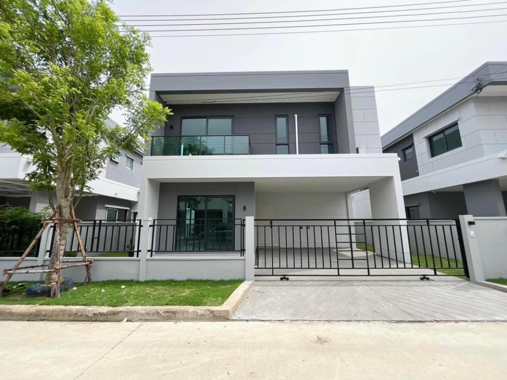 For RentHousePathum Thani,Rangsit, Thammasat : Salia🚩 Home for rent🏡CENTRO Donmueang-Chaengwattana : Nearly Rangsit University and Donmueang Airport📍