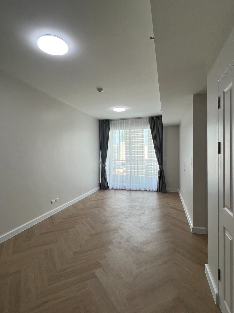 For SaleCondoWongwianyai, Charoennakor : Supalai River Place Charoen Nakhon / 2 Bedrooms (SALE), Supalai River Place Charoen Nakhon / 2 Bedrooms (Sale) NUT906