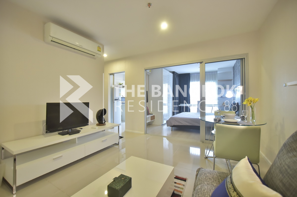 For SaleCondoRama9, Petchburi, RCA : Aspire rama 9, size 32.8 sq m, 1 bedroom, 1 bathroom, cheaper than the market by 3 hundred thousand baht @3,090,000 baht, call 093-6292247 Nat.