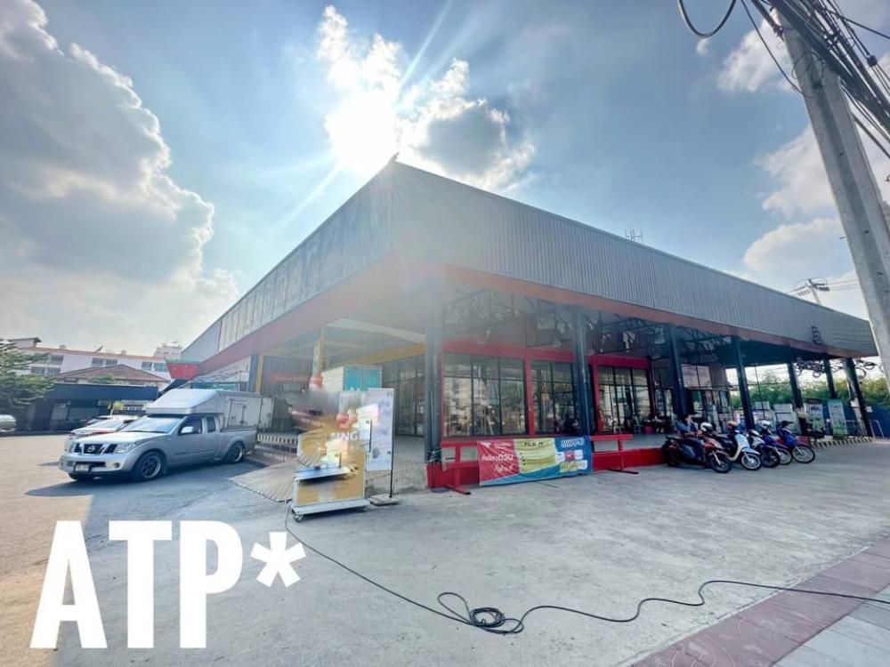 For RentRetailNawamin, Ramindra : **For rent** shophouse, one-story shop, 200 sq m, next to the main road and Ramindra Road BTS station.