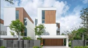 For RentHousePattanakan, Srinakarin : VIVE Rama 9 - 3-Storey Homes with Japandi Style Design Concept