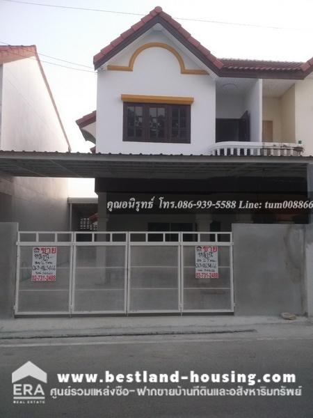 For SaleTownhousePathum Thani,Rangsit, Thammasat : Townhouse for sale Saeng Anon Village, Lam Luk Ka Khlong 7, newly decorated throughout.