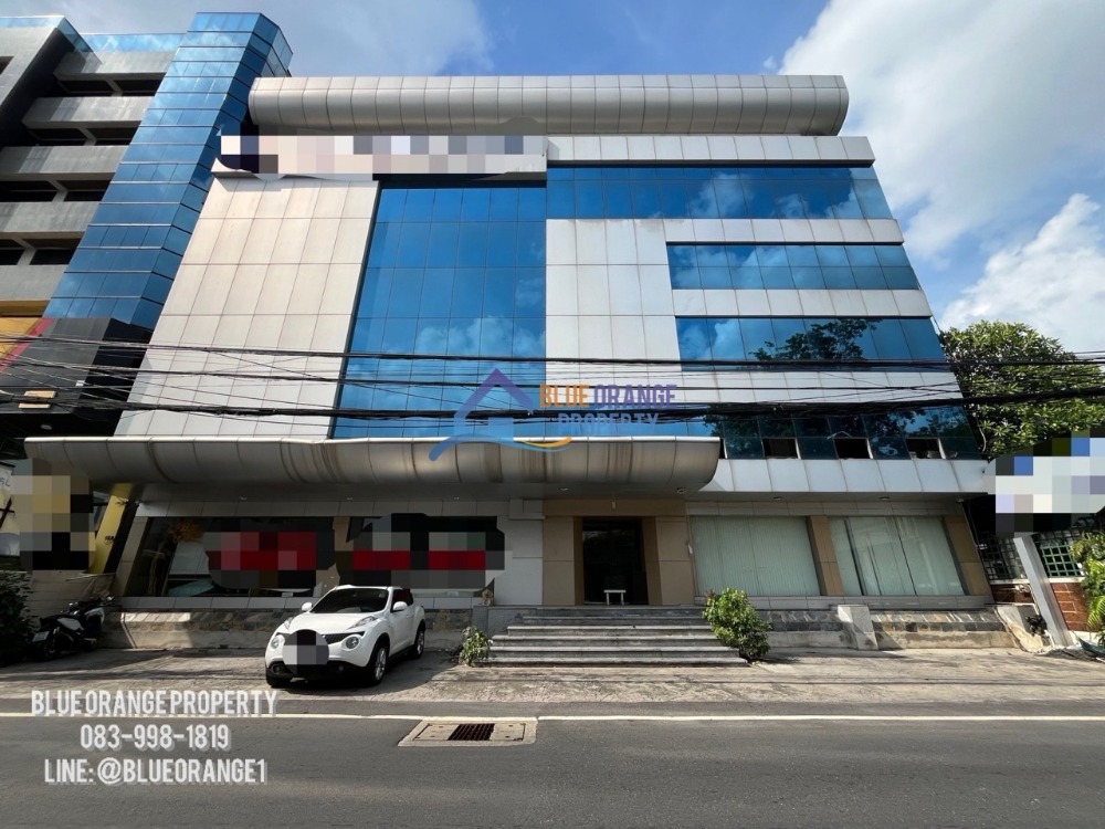 For RentShophouseRama9, Petchburi, RCA : Building/Business Space for rent, Rama 9. Suitable for Office/ Clinic/wellness Center/Showroom/Training Center/Tutoring School etc.