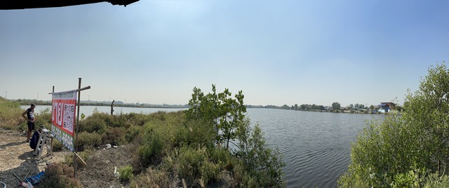 For SaleLandMahachai Samut Sakhon : L1002 Empty land with shrimp pond. Can be filled and divided for sale or opened as a restaurant. With shrimp pond at a very special price. Can continue the business immediately.