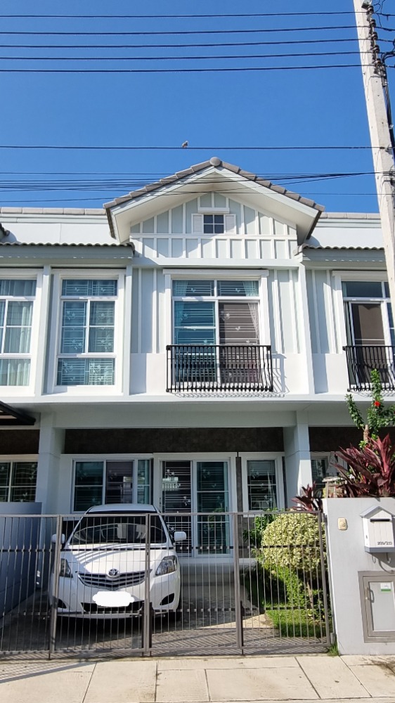 For SaleTownhouseSamut Prakan,Samrong : Townhome for sale in Indy Srinakarin-Phraeksa