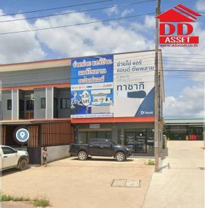 For SaleShophouseChumphon : Commercial building for sale, 2 units, corner room, Lang Suan, Chumphon, code T8012.