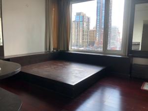 For SaleCondoWitthayu, Chidlom, Langsuan, Ploenchit : 2 bedroom condo for sale, Manhattan Chidlom project, corner room with air conditioning (RS 0481)