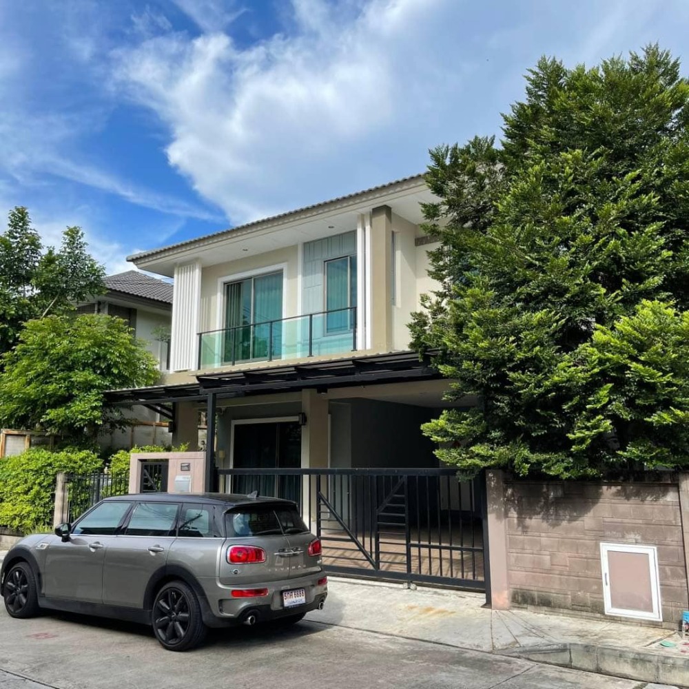 For SaleHousePattanakan, Srinakarin : Single house The Plant Estique Pattanakarn 38 / 3 bedrooms (for sale), The Plant Estique Pattanakarn 38 / Detached House 3 Bedrooms (FOR SALE) TIK428