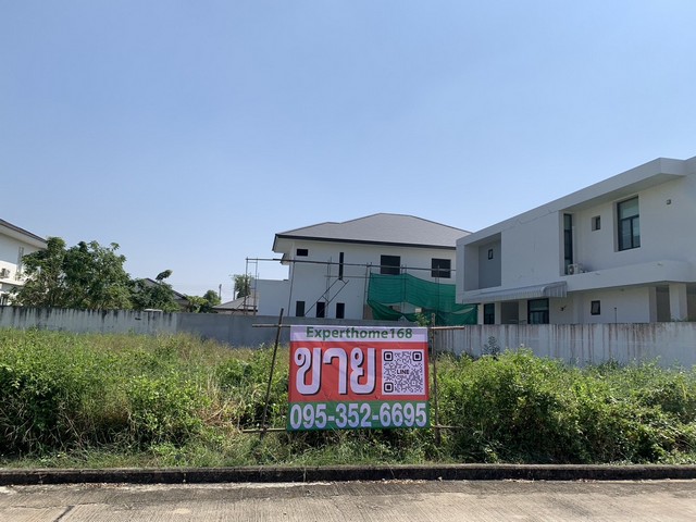 For SaleLandMahachai Samut Sakhon : Empty land, Mahachai Village, Muang Thong, prime location, good society, beautiful plot.