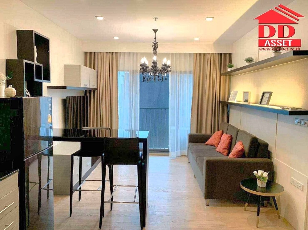 For RentCondoSukhumvit, Asoke, Thonglor : For rent Noble Remix Sukhumvit 36 ​​Condo for rent Noble Remix Sukhumvit 36, has sky walk from BTS Thonglor, code C8043