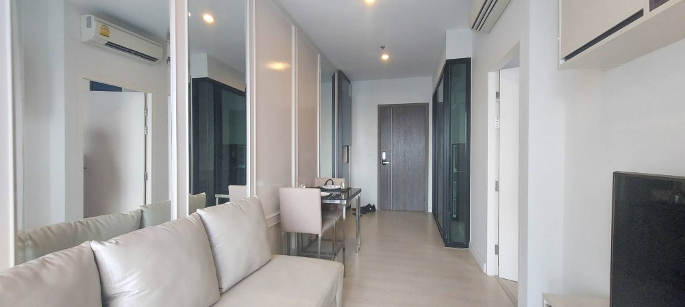 For SaleCondoRama9, Petchburi, RCA : Condo for sale, good location, cheap price, The Niche Pride Thonglor-Phetchaburi, size 1 bedroom, 35.36 sq m, 19th floor, beautiful city view and canal view. Wide viewing angle, comfortable to the eyes **Room ready to move in