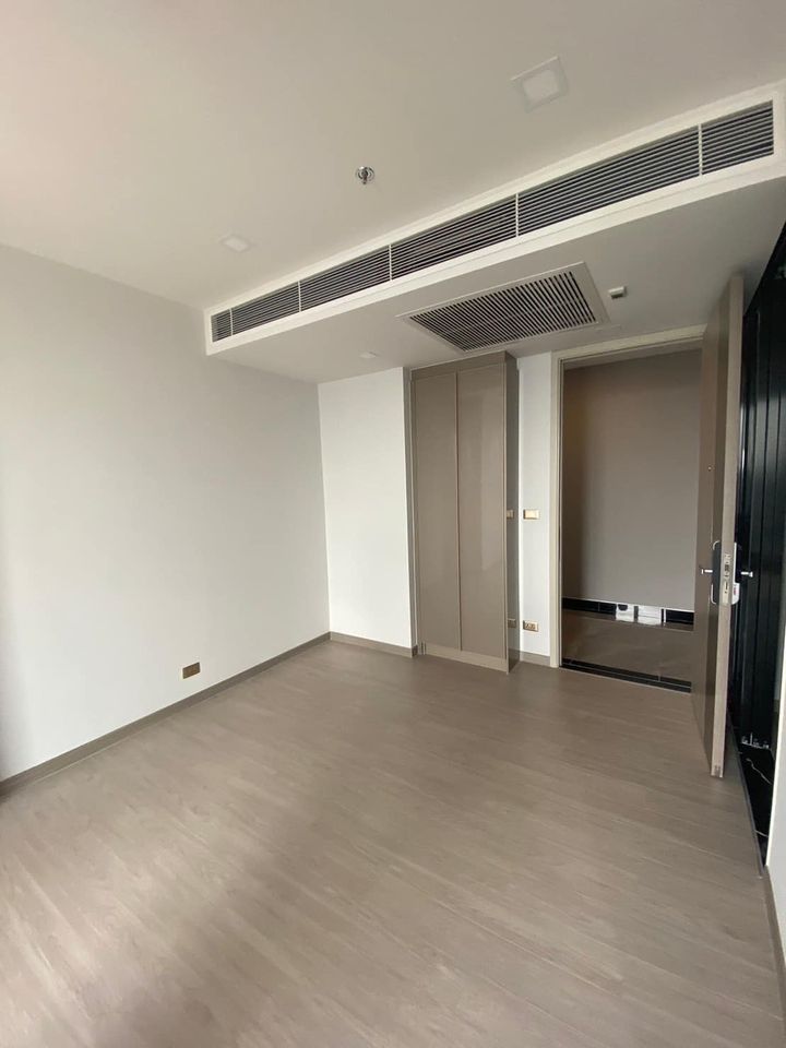For SaleCondoRama9, Petchburi, RCA : One9Five Asoke - Rama 9【𝐒𝐄𝐋𝐋】🔥 Beautiful room, good price from the room, very good Open, airy, no tall buildings, near MRT Rama 9 Ready to move in 🔥 Contact Line ID: @hacondo