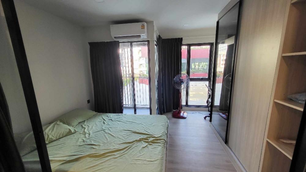 For RentCondoMin Buri, Romklao : New Condominium for rent Atmoz Flow Minburi, near BTS Jatujak2 station, Minburi Market