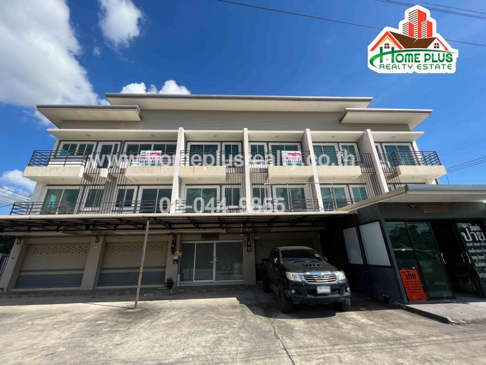 For SaleShophouseRayong : 3-story commercial building next to Phatthanaprasert Road, Choeng Noen Subdistrict, Mueang District, Rayong