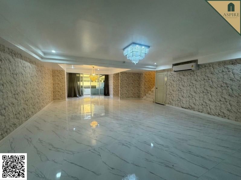 For SaleCondoSukhumvit, Asoke, Thonglor : [For Sale] Condo Supalai Place Sukhumvit 39, 218.85 Sq.m.