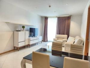 For RentCondoSathorn, Narathiwat : Condo for rent, The Empire place sathorn, large room, fully furnished. Ready to move in