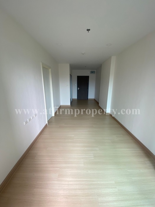 For RentCondoBang kae, Phetkasem : Ready to move in (empty room) 11,000 Code PS10722 Supalai Veranda Phasi Charoen) !! Near Phasi Charoen BTS Station 088-398-3835