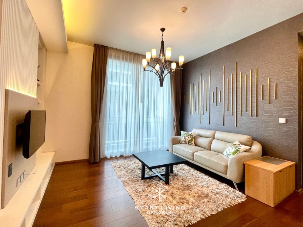 For RentCondoSukhumvit, Asoke, Thonglor : 🌟Newly renovated 2-beds, fully furnished, luxurious, located at Quattro by Sansiri, Thonglor. Offers a stunning view of large trees. Ready for viewing and immediate occupancy