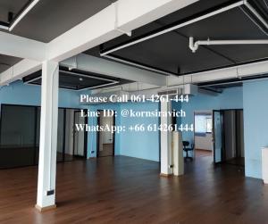 For RentOfficeKhlongtoei, Kluaynamthai : Office for rent, 3rd floor, size 200 square meters (with elevator), Soi Manorom, Khlong Toei, Rama IV Road.